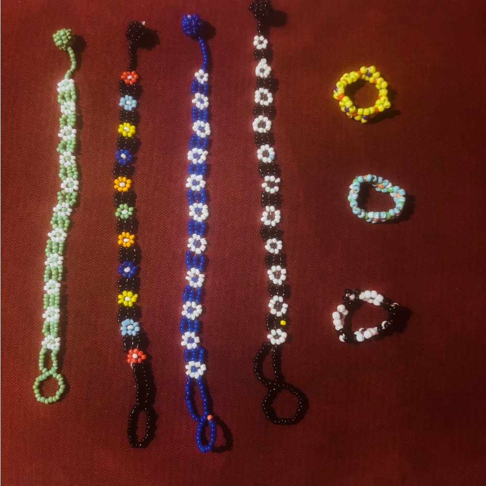 Handmade Beaded Floral Bracelet and Ring Set - Multicolor